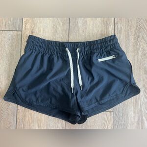 Vuori Clementine Shorts - Women's 2.5" inseam